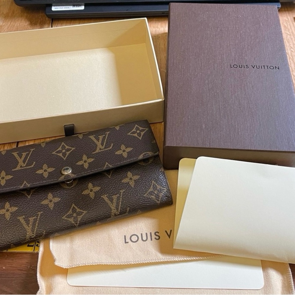 Louis Vuitton Wallet